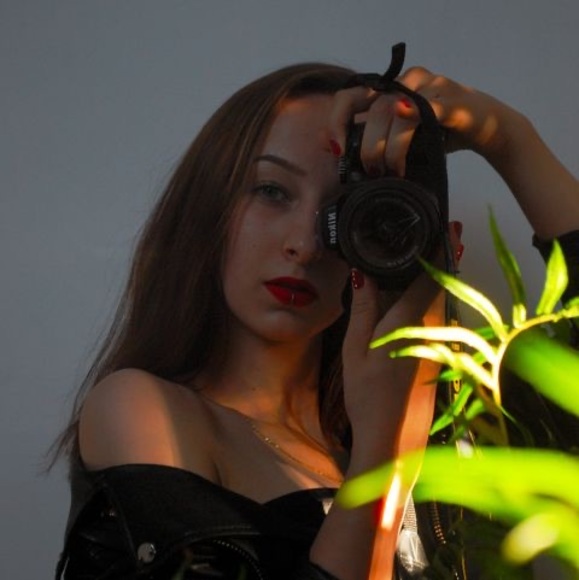 Meet your Posher, Julita - Picture 1 of 1
